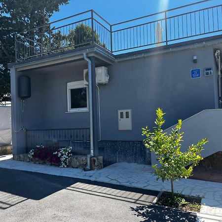 Holiday House Lara 스타리그라드 파클레니차 외부 사진