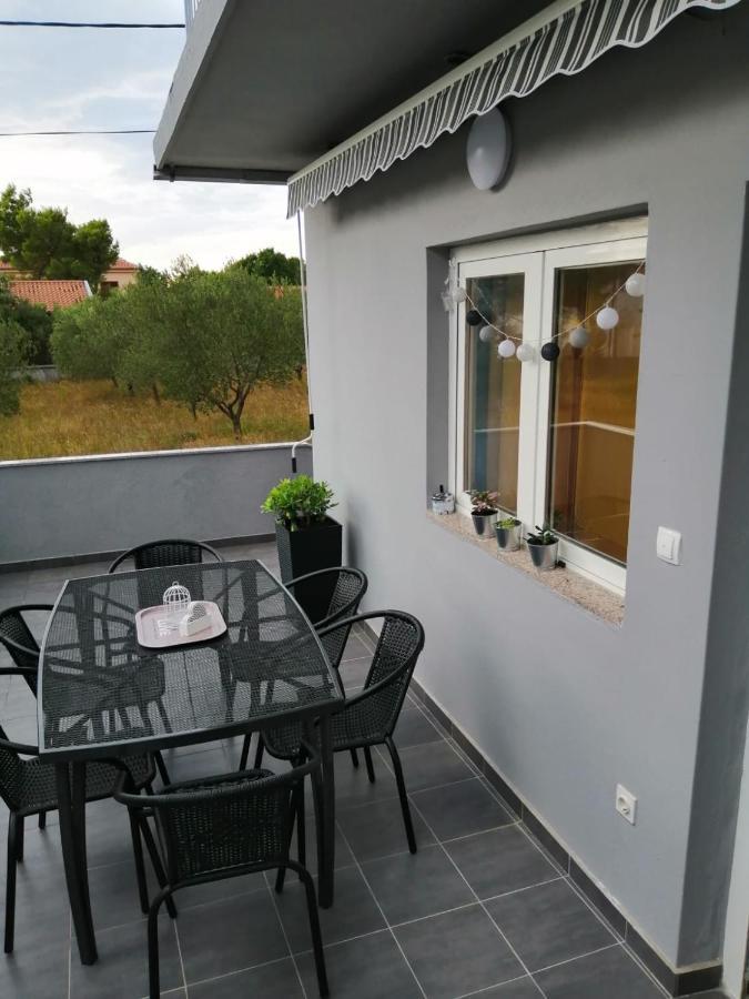 Holiday House Lara 스타리그라드 파클레니차 외부 사진