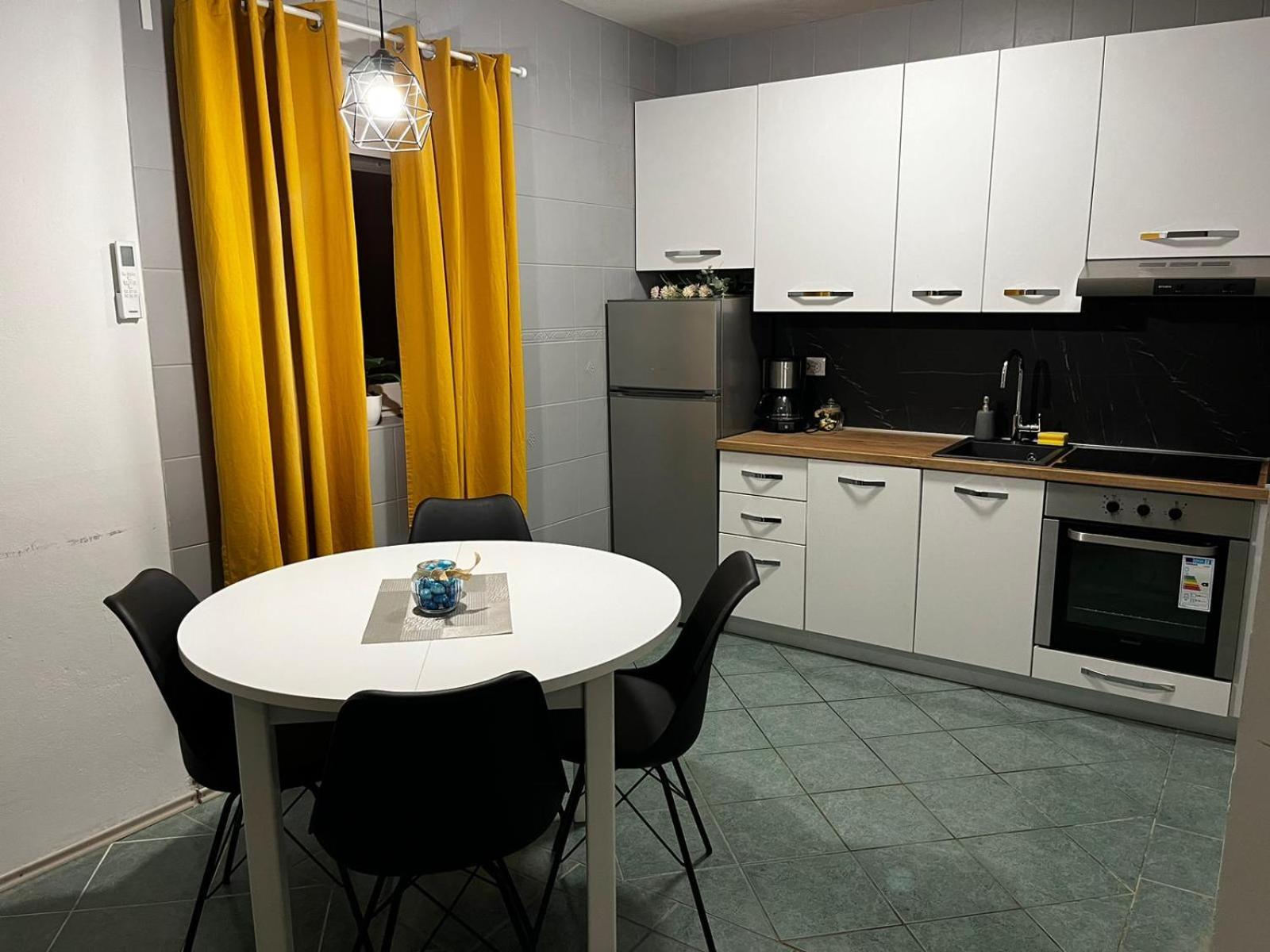 Holiday House Lara 스타리그라드 파클레니차 외부 사진